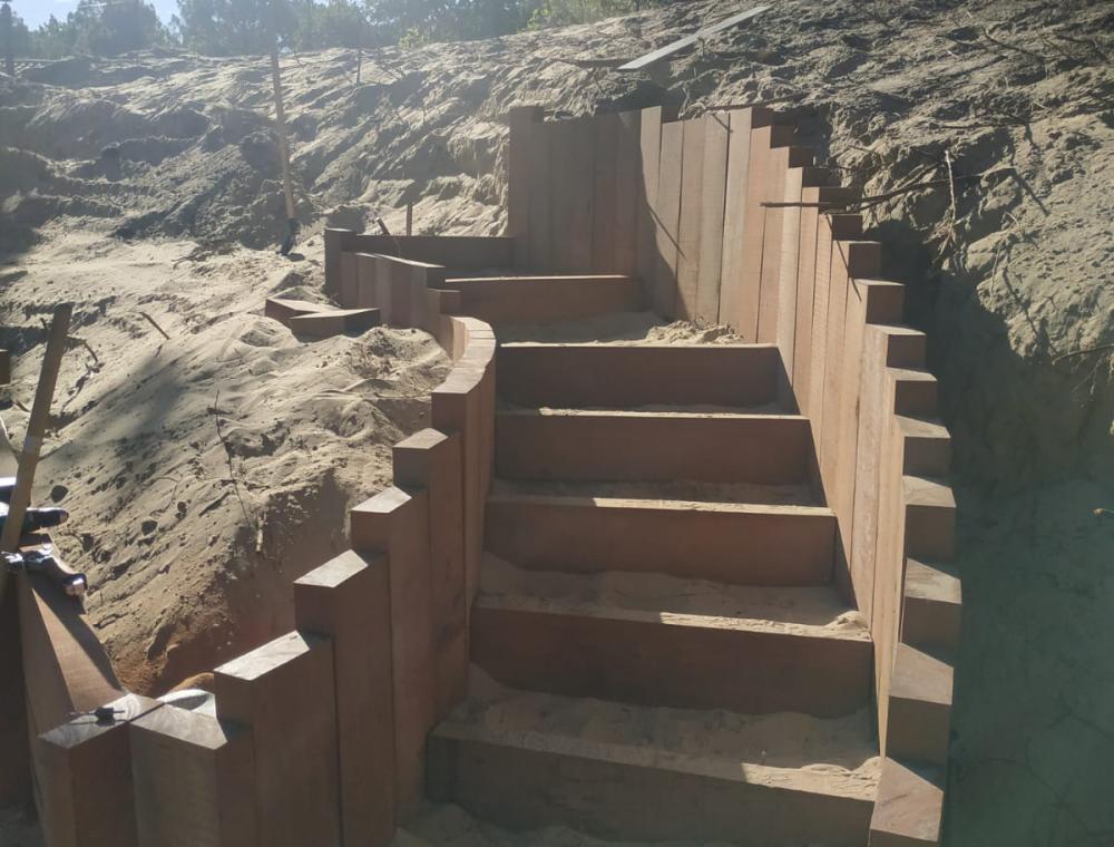 escalier-dans-le-sable